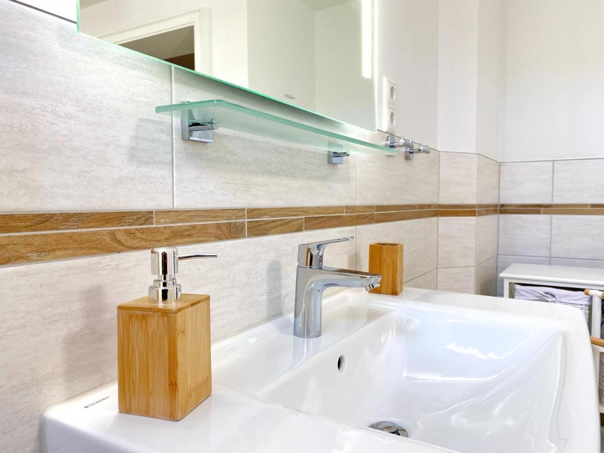 Reethaus Vilmnitz - Ferienwohnung Goor エクステリア 写真
